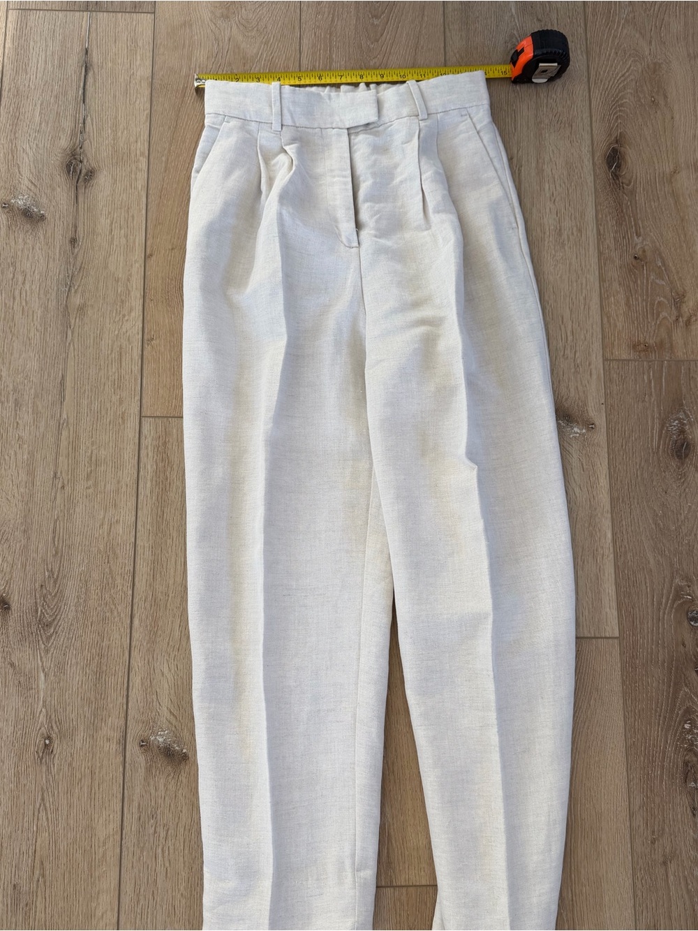HM linen blend Pleated Trousers - Cream